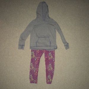 Cute set! Jacket and leggings! Cute cheetah print!